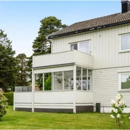Leie Under Stavernfestivalen? Rolig & Sentralt Larvik
